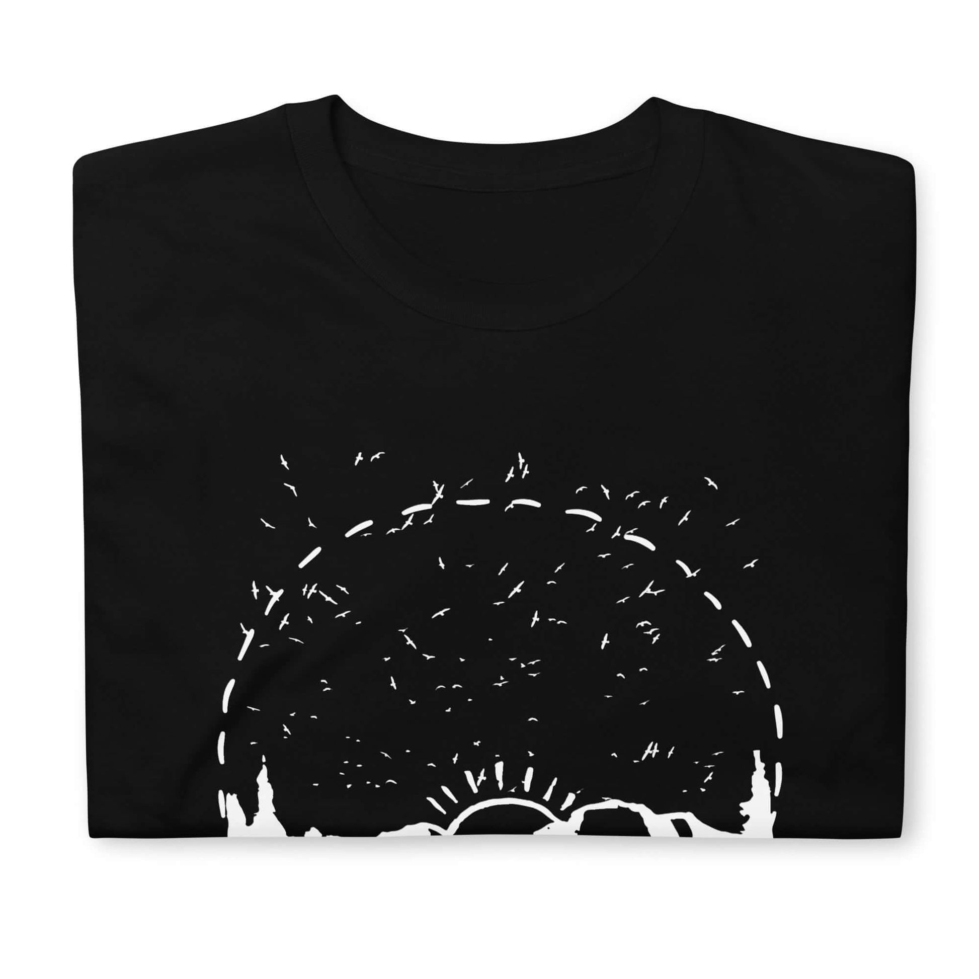 "Sunset Silhouette" T-Shirt – Minimalist Art Apparel